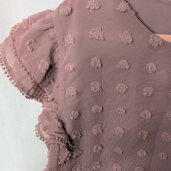 Mauve Textured Ruffle Sleeve Blouse - Picture 3 of 5